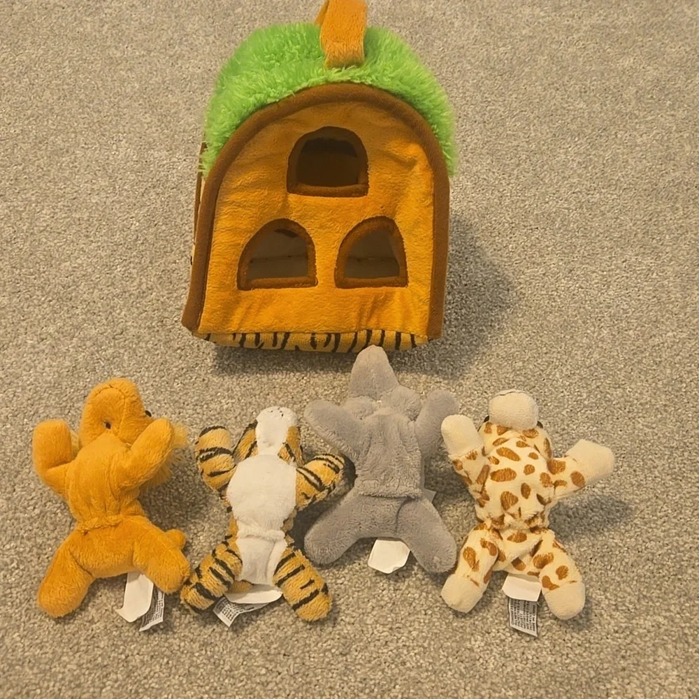 Unipak Safari Animal Plush Backpack With 4 Animal Finger Puppets - Picture 8 of 8